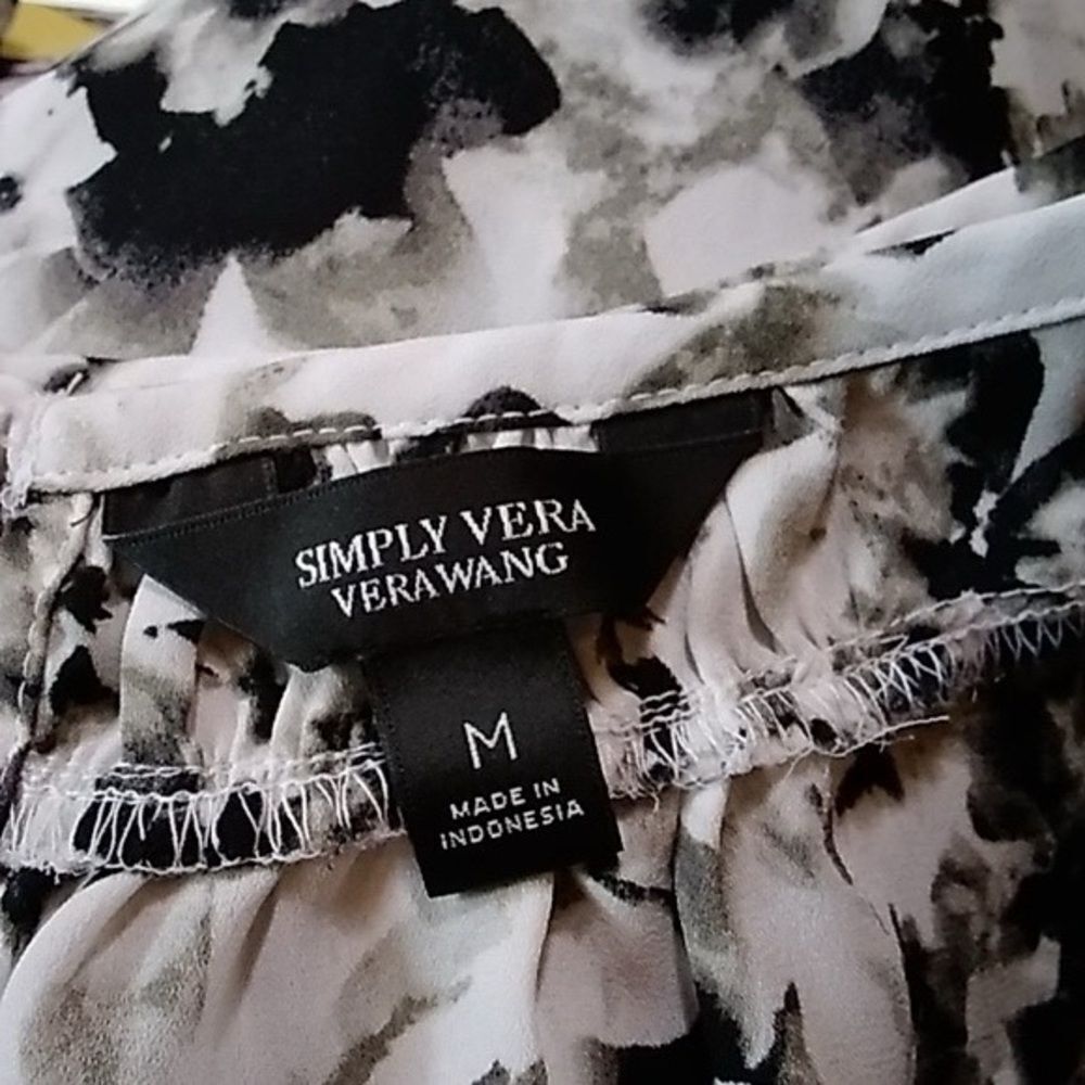 Simply Vera Vera Wang Wang Women’s Top Size M - Picture 6 of 9
